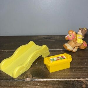 Fisher Price Little People Disney Princess Klip Klop Horse Belle Ramp rare
